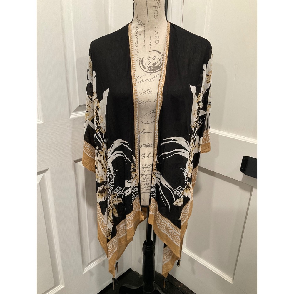 VINCE CAMUTO KIMONO TOPPER